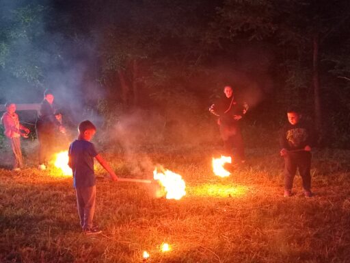 Одржано „Паљење лила поводом Петровдана“ у Побрђанима и 8. Лилијада у Тавији