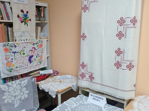 Радионица козарачког веза у Костајници